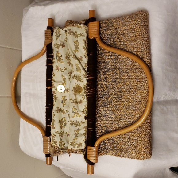 Bed and Bath handbag - Picture 3 of 3